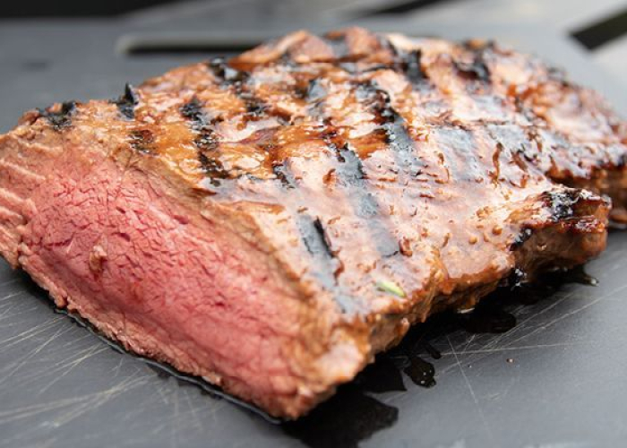 SUKADE VAN GRILL OF BARBECUE
